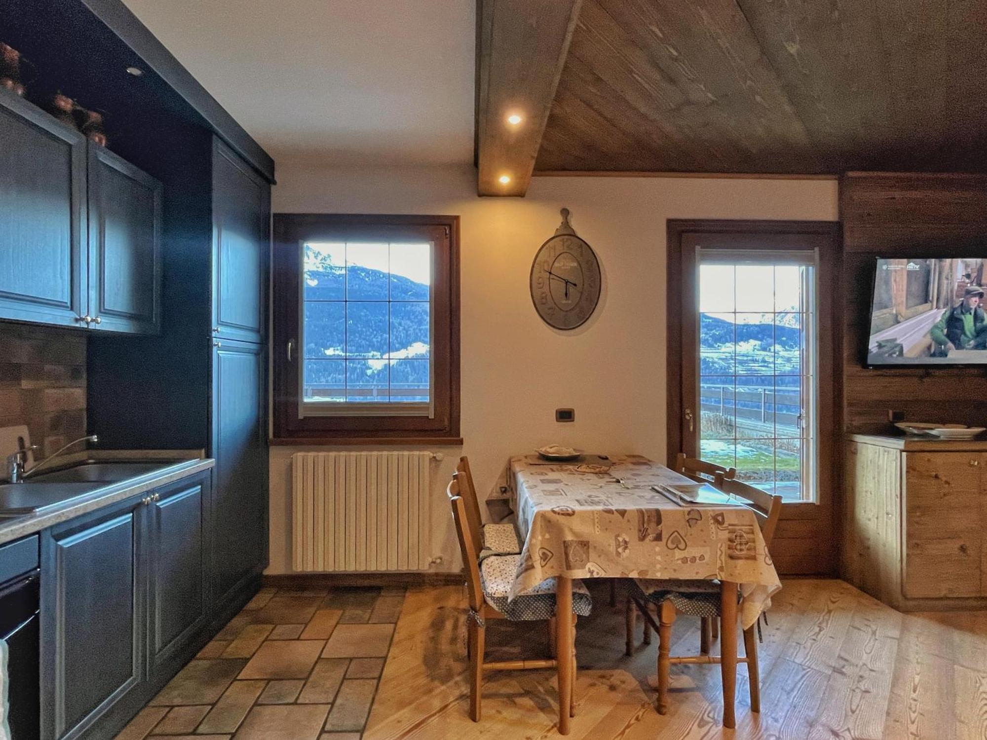 Best House Snc Di Elisa Baroni E Beatrice Dei Cas Bormio Rum bild