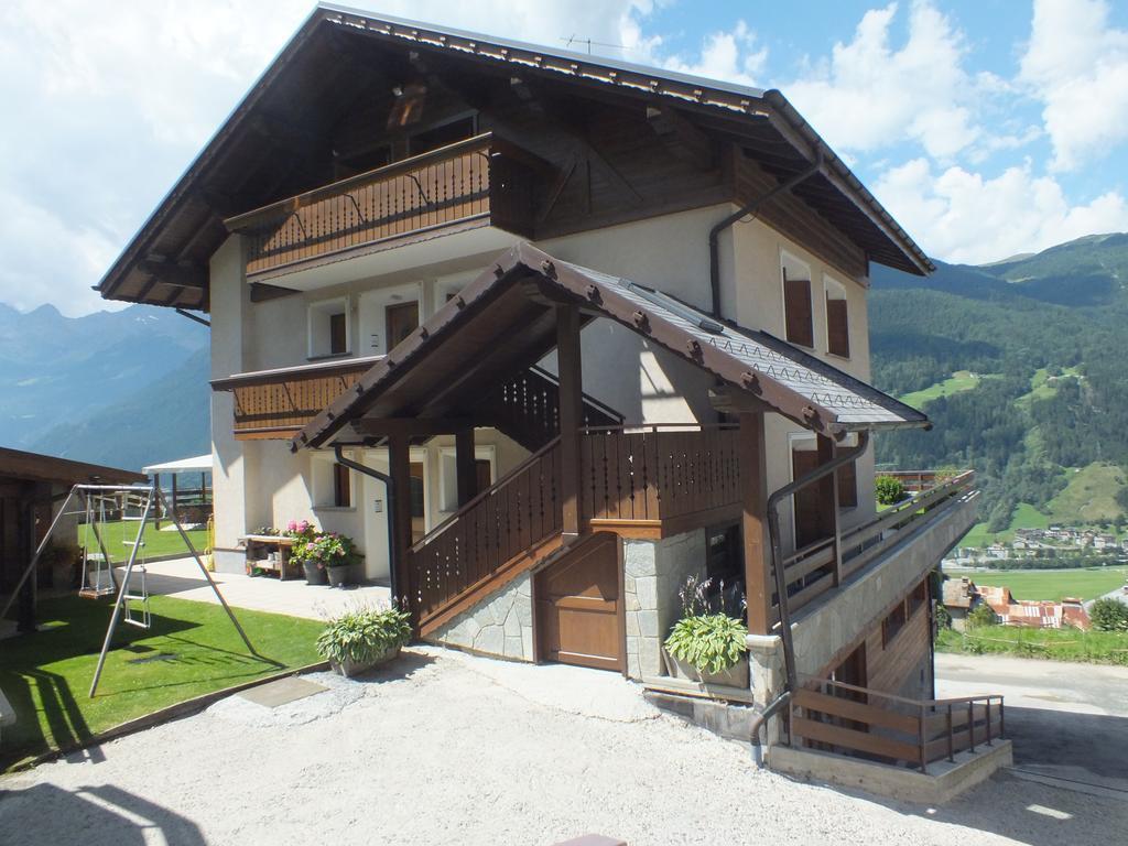 Best House Snc Di Elisa Baroni E Beatrice Dei Cas Bormio Exteriör bild