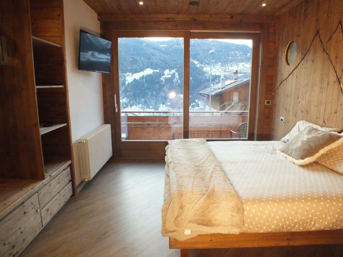 Best House Snc Di Elisa Baroni E Beatrice Dei Cas Bormio Exteriör bild