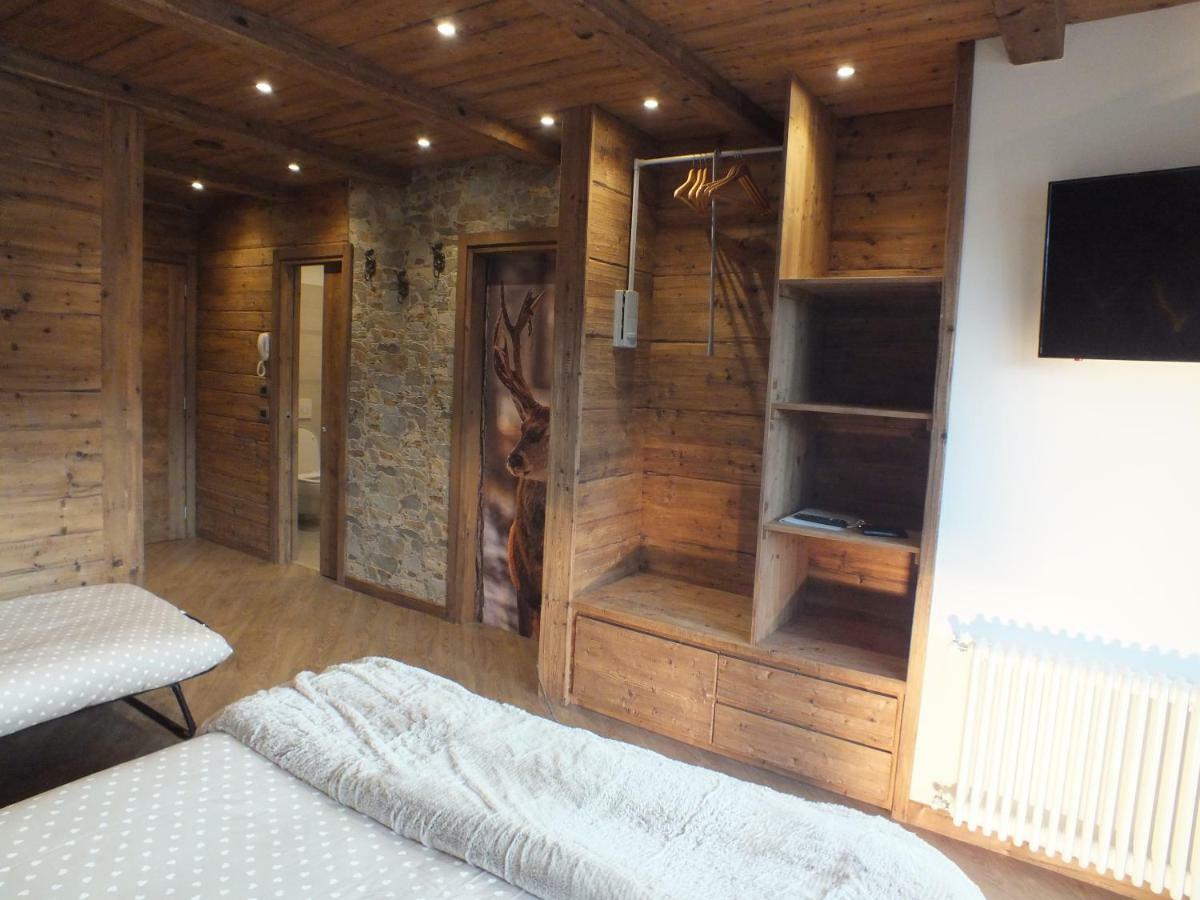 Best House Snc Di Elisa Baroni E Beatrice Dei Cas Bormio Exteriör bild